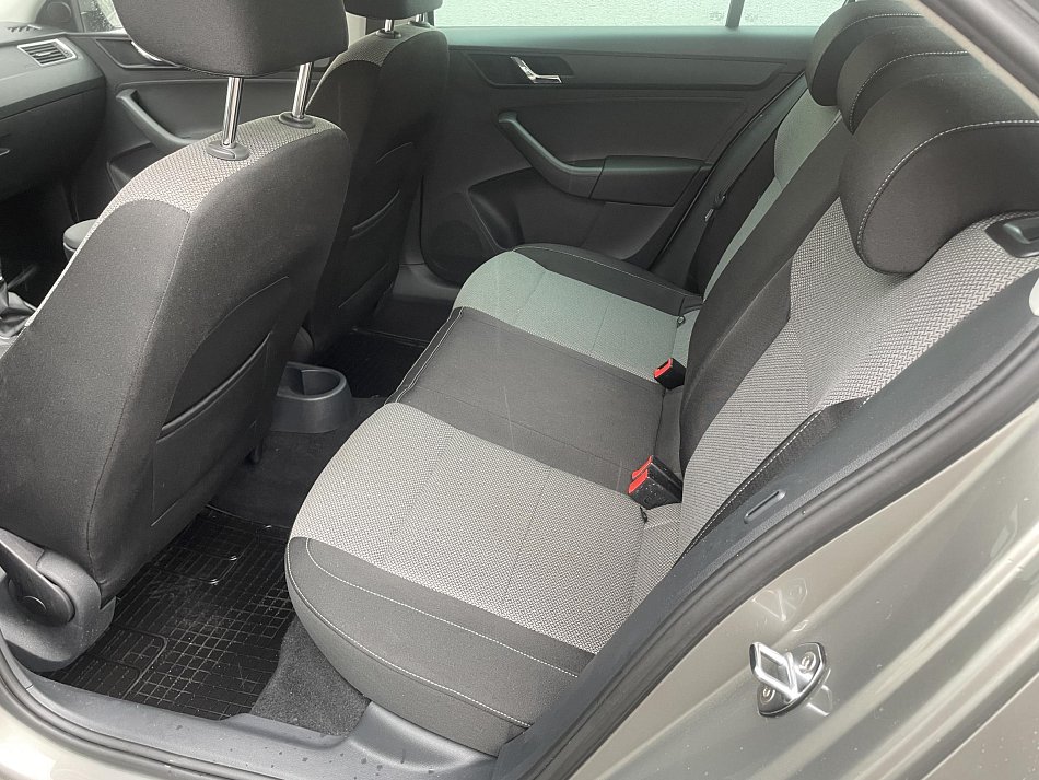 Škoda Rapid 1.2TSI Elegance