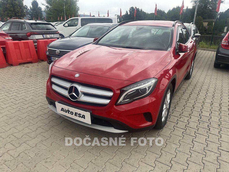 Mercedes-Benz GLA 2.0T 