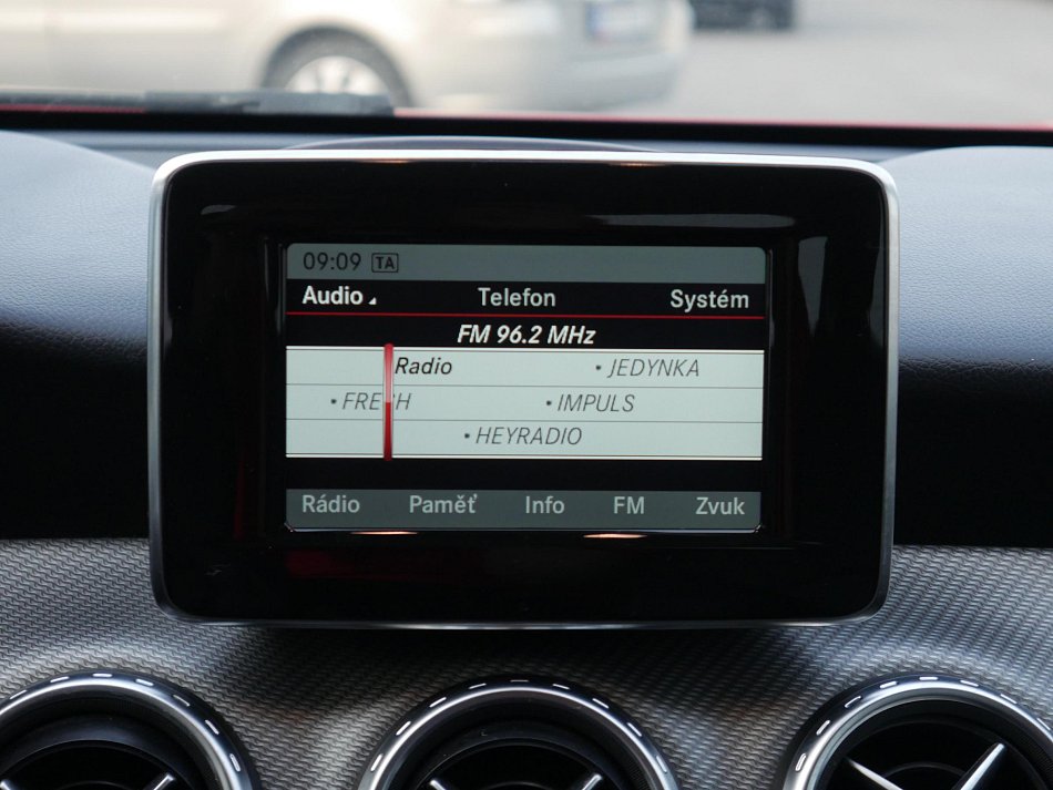 Mercedes-Benz GLA 2.0 Style GLA 250  4Matic