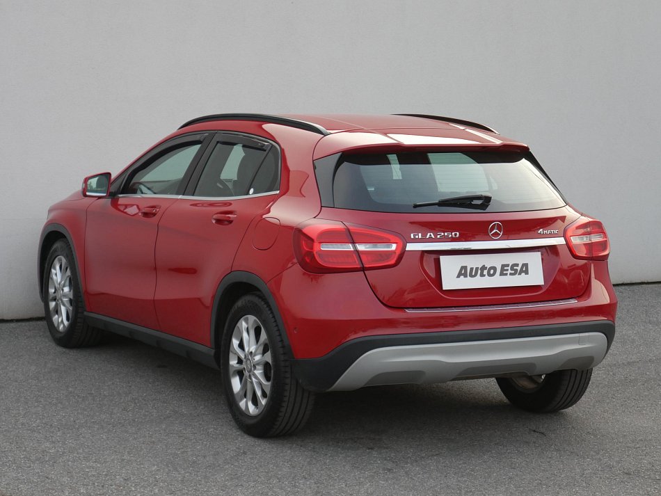 Mercedes-Benz GLA 2.0 Style GLA 250  4Matic