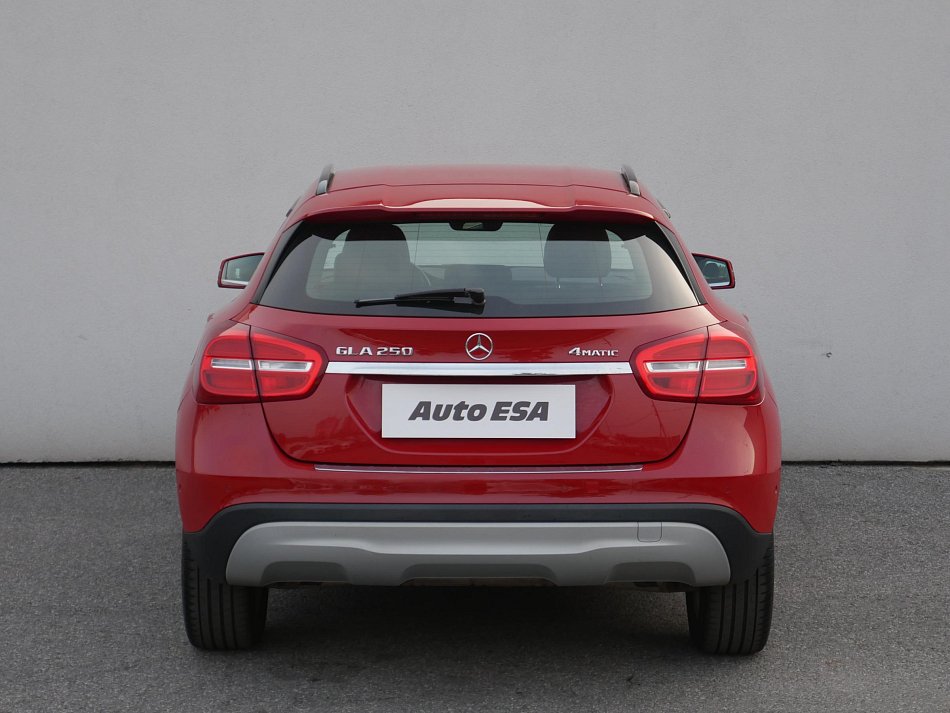 Mercedes-Benz GLA 2.0 Style GLA 250  4Matic