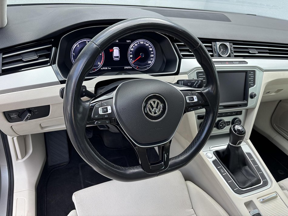 Volkswagen Passat 1.6 