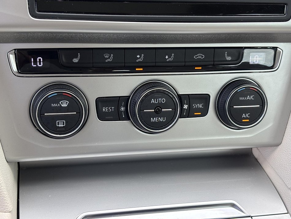 Volkswagen Passat 1.6 