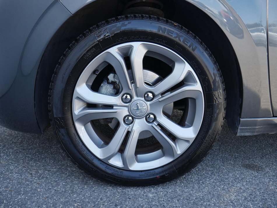 Peugeot 208 1.2 PT Allure