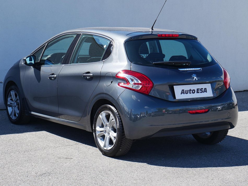 Peugeot 208 1.2 PT Allure