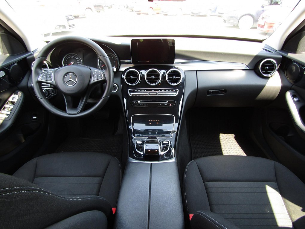 Mercedes-Benz Třída C 1.6 CDi  C 180d