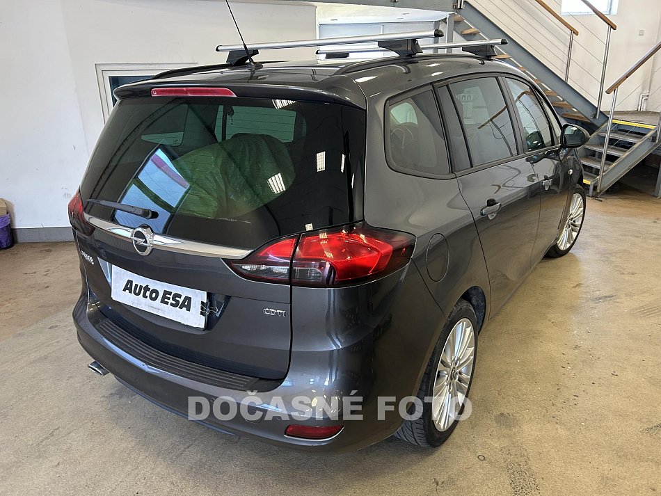 Opel Zafira 2.0D 