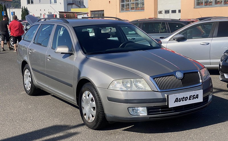 Škoda Octavia II 1.6 FSi 