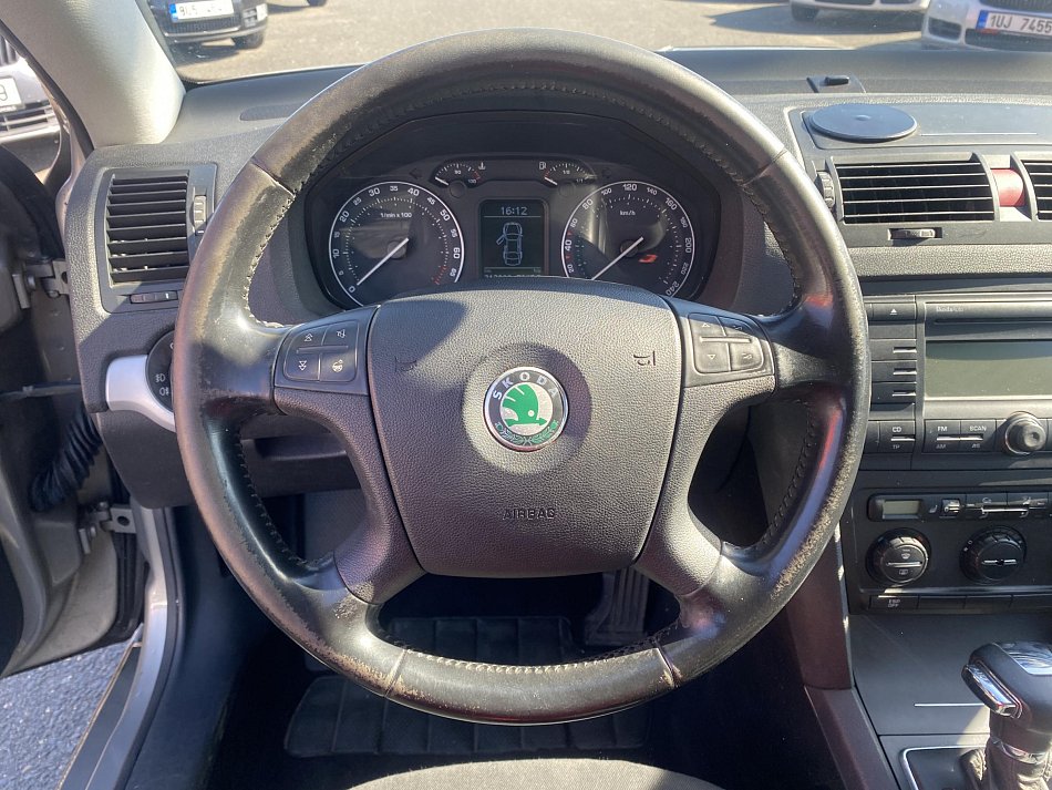 Škoda Octavia II 1.6 FSi 