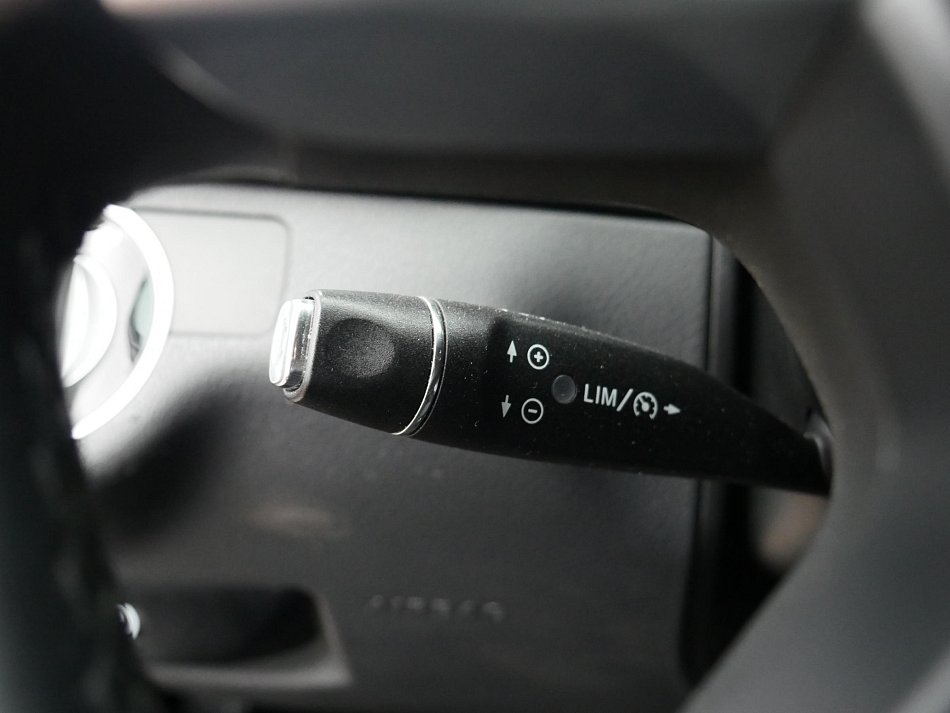 Mercedes-Benz Třída C 2.2CDi  C220