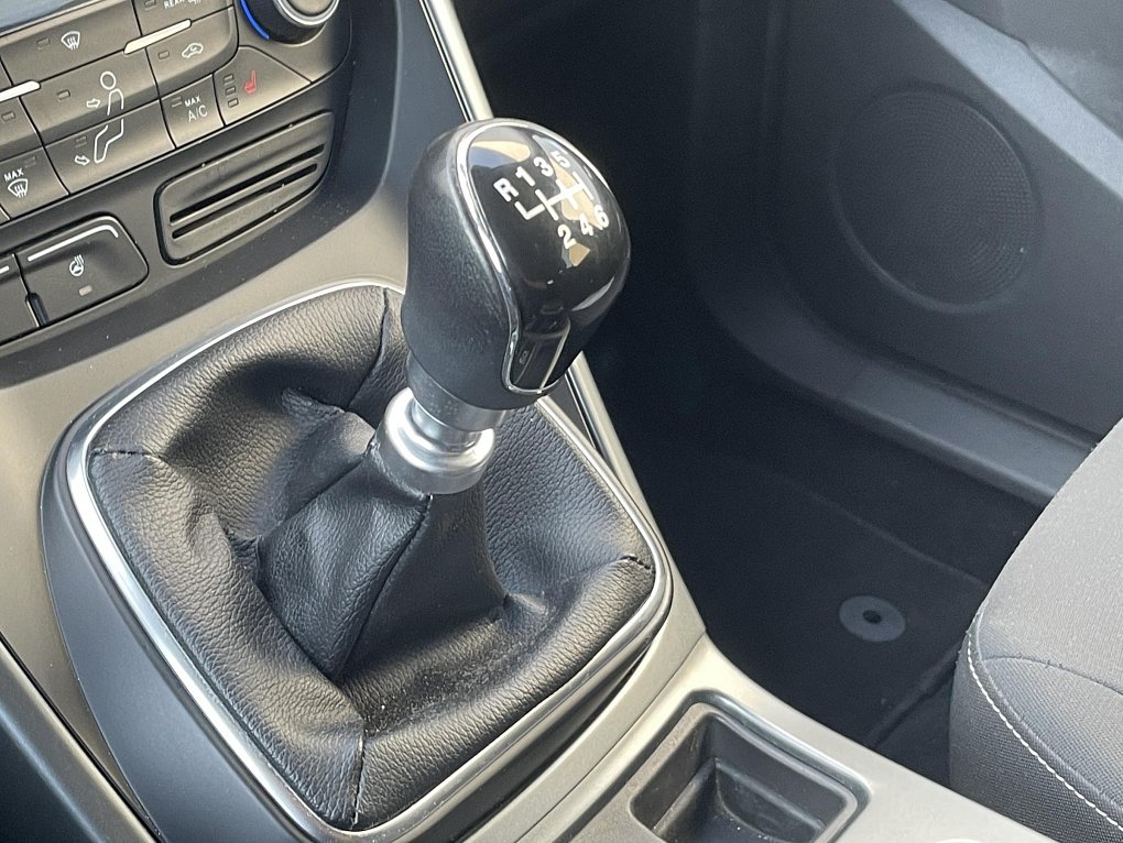 Ford Kuga 1.5 EB Titanium 2WD