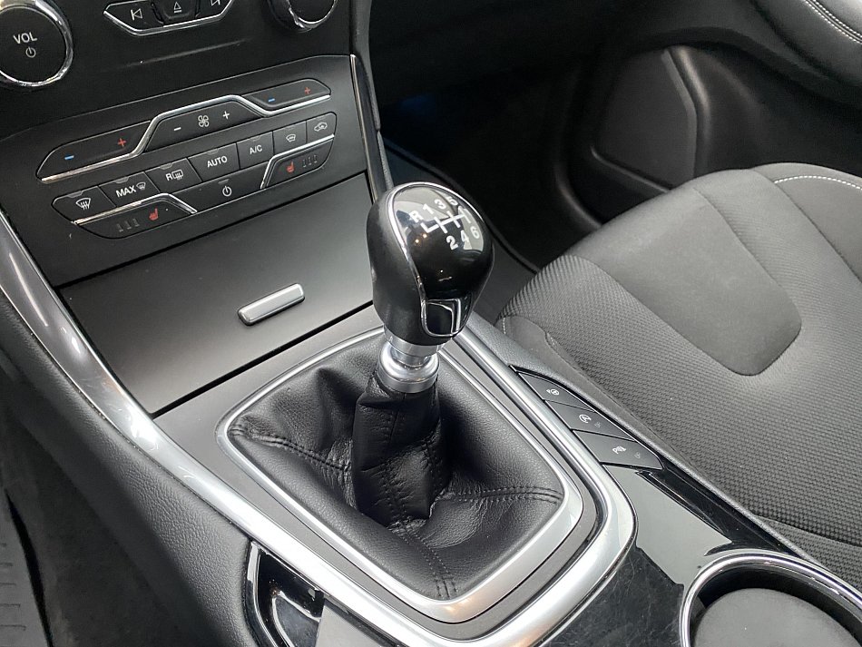 Ford S-MAX 2.0 TDCI Titanium