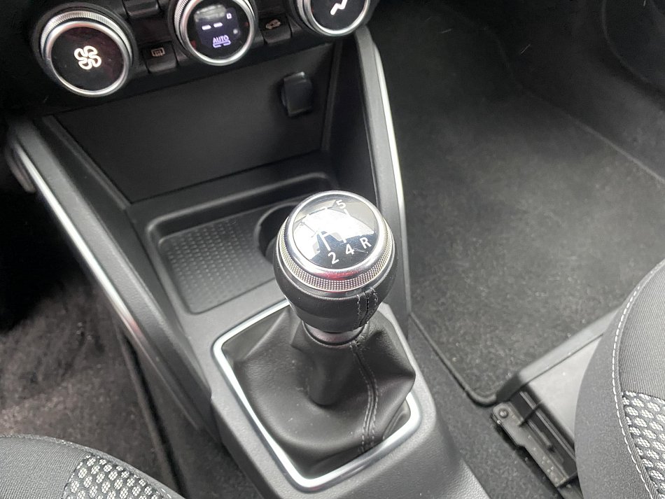 Dacia Duster 1.6 SCe Prestige