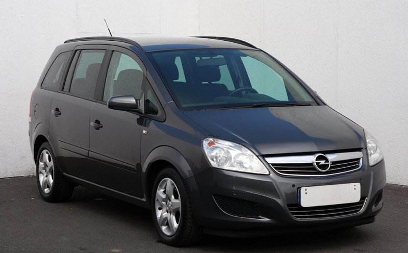Opel Zafira 1.8 16V  7míst