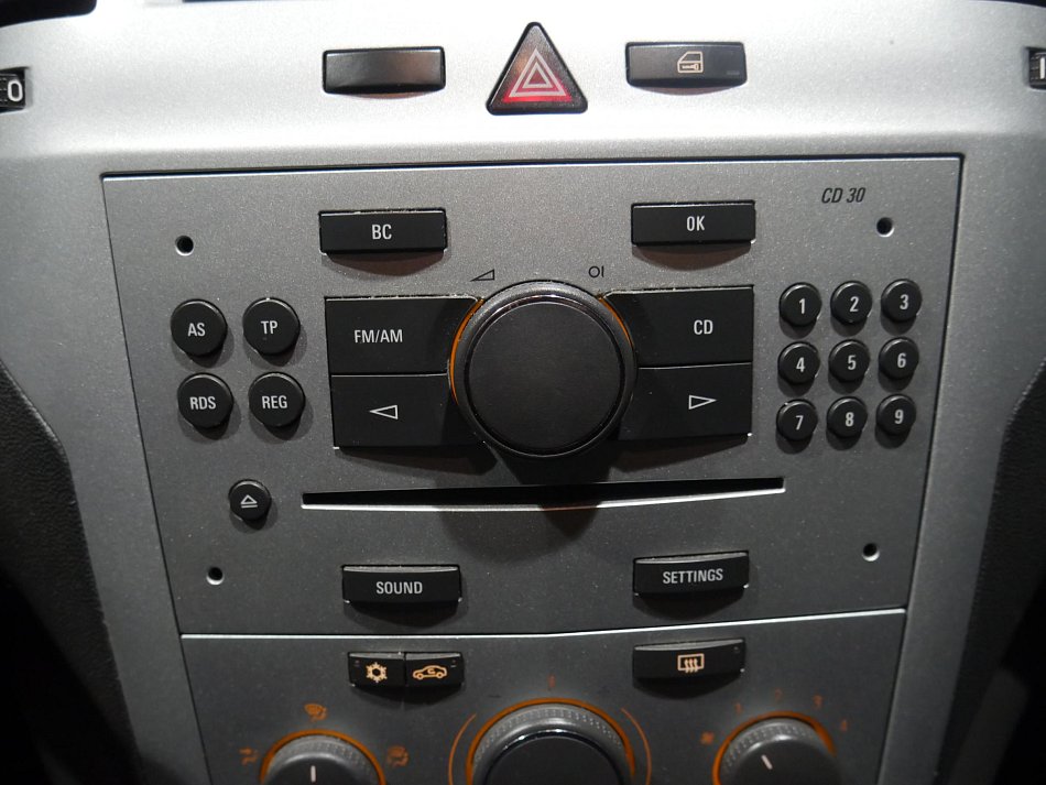 Opel Zafira 1.8 16V  7míst