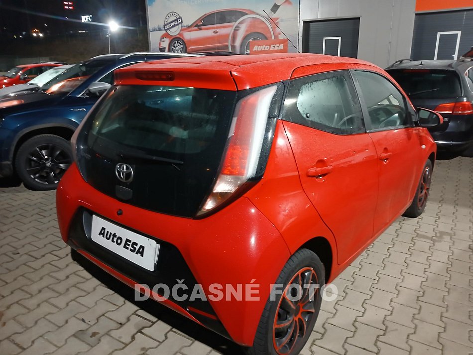 Toyota Aygo 1.0 vvt-i 