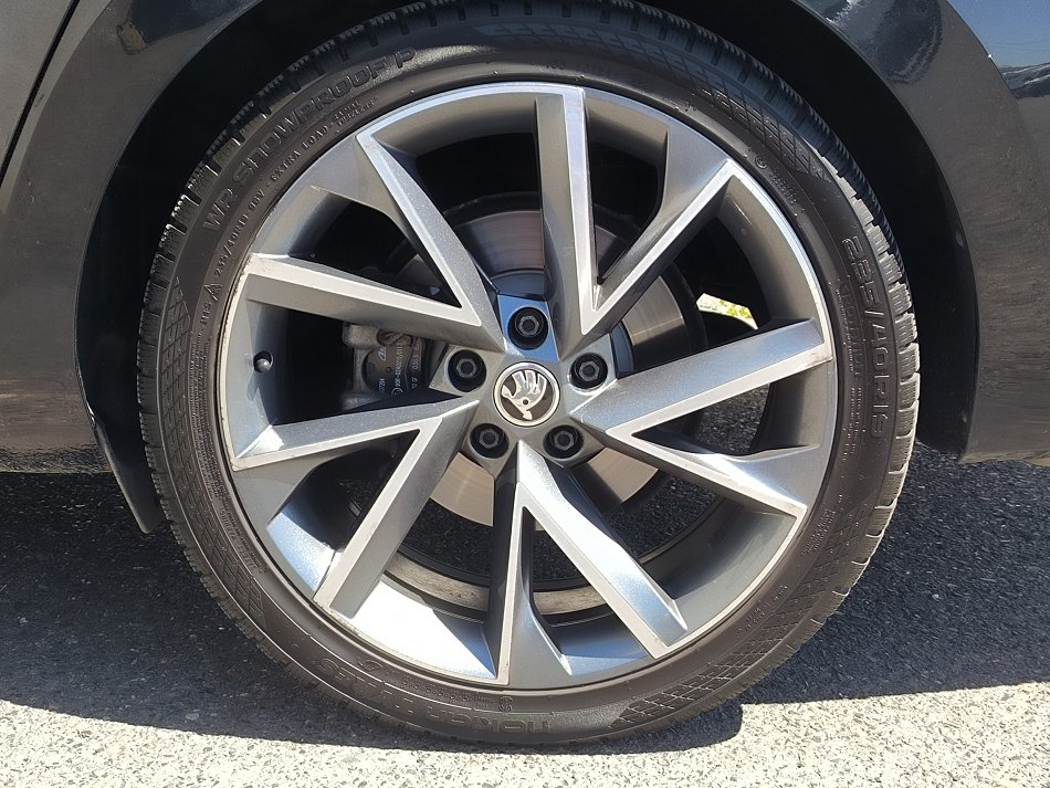 Škoda Superb III 2.0 TDi  4x4