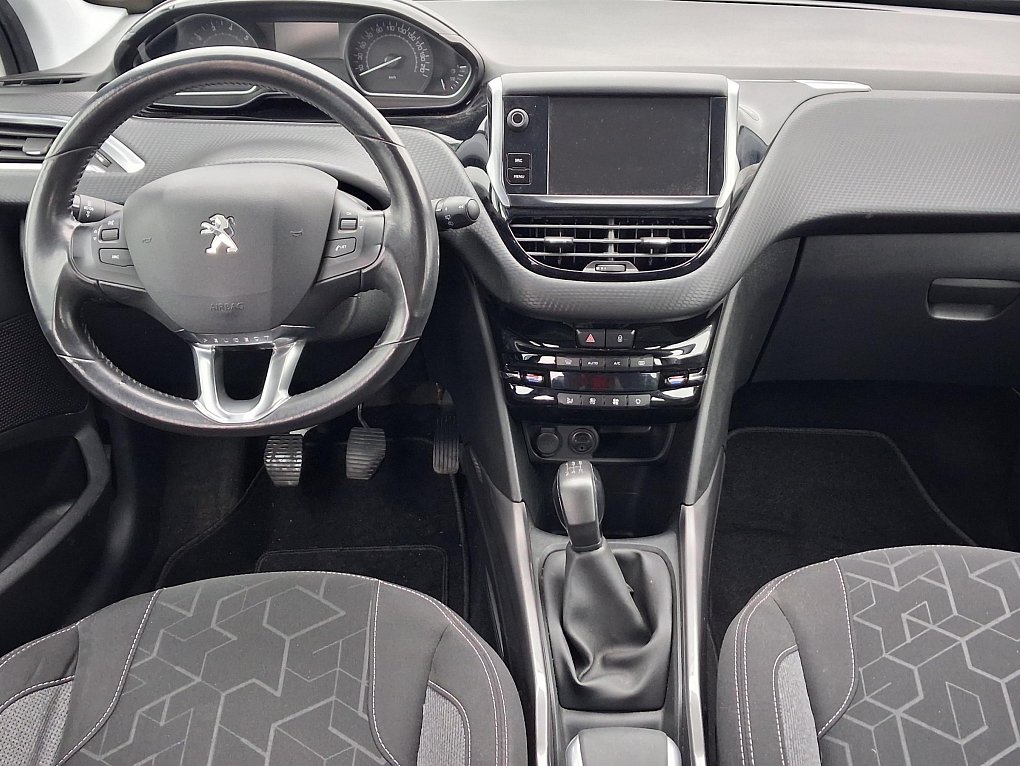 Peugeot 2008 1.2PT 