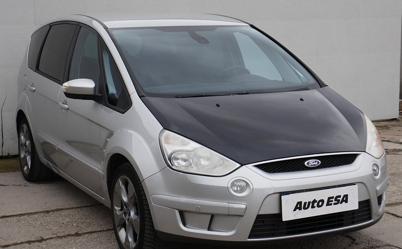 Ford S-MAX 2.0 i 