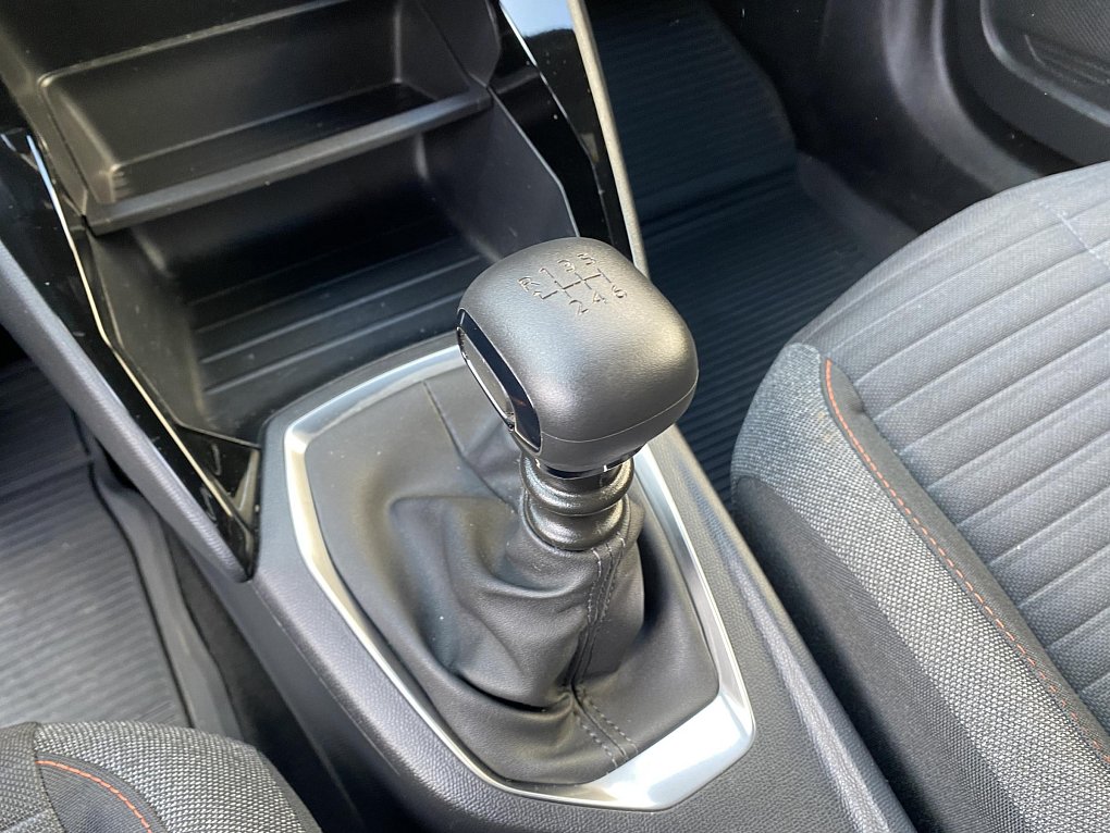 Peugeot 2008 1.2PT Active