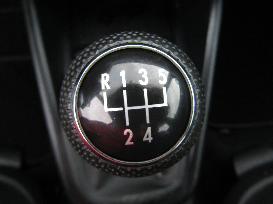 Volkswagen Golf 1.6 16V 