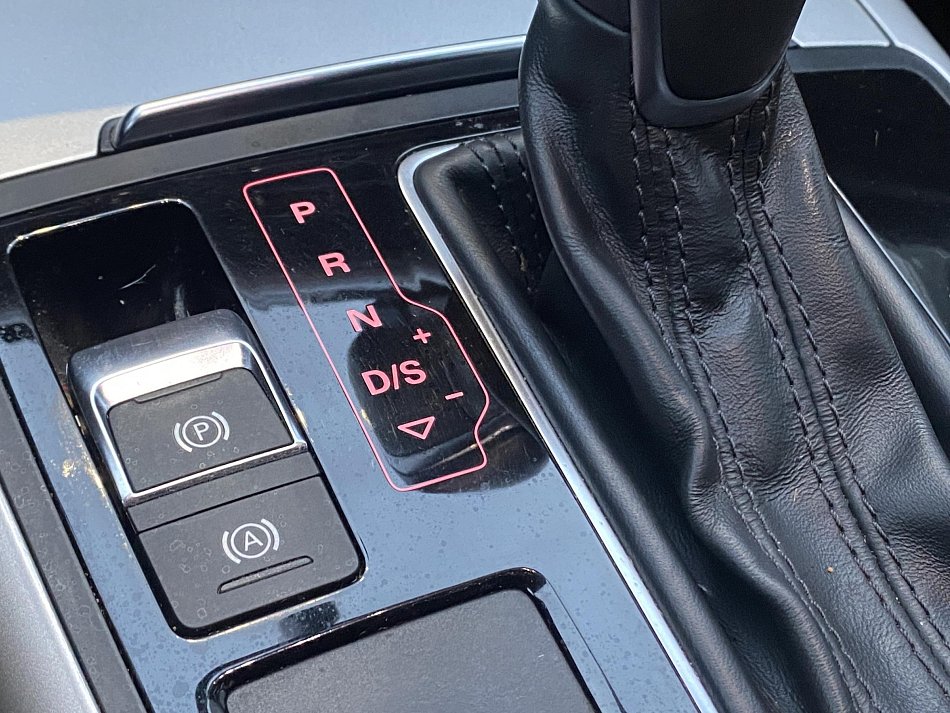 Audi A6 3.0 TDi  Quattro