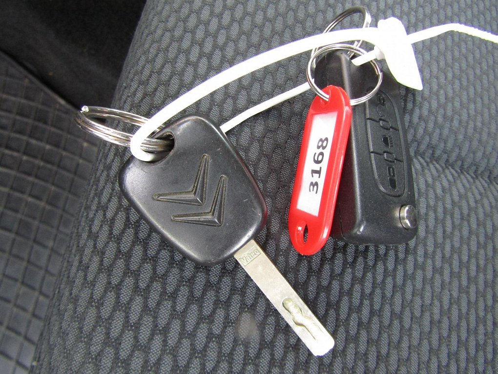 Citroën C4 1.4i 16V 