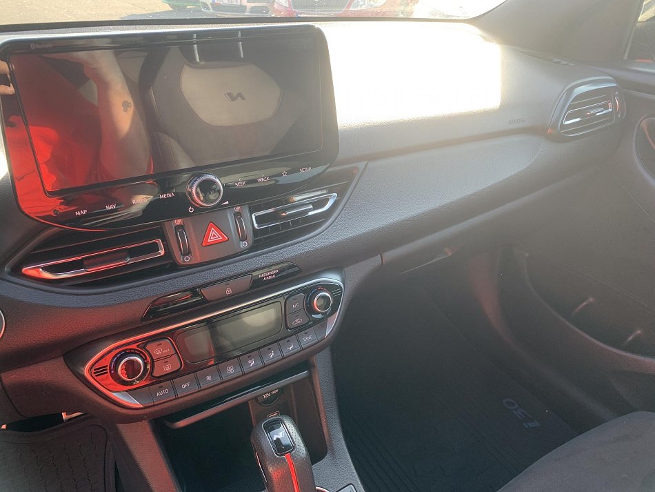 Hyundai I30 1.5 T-GDI 