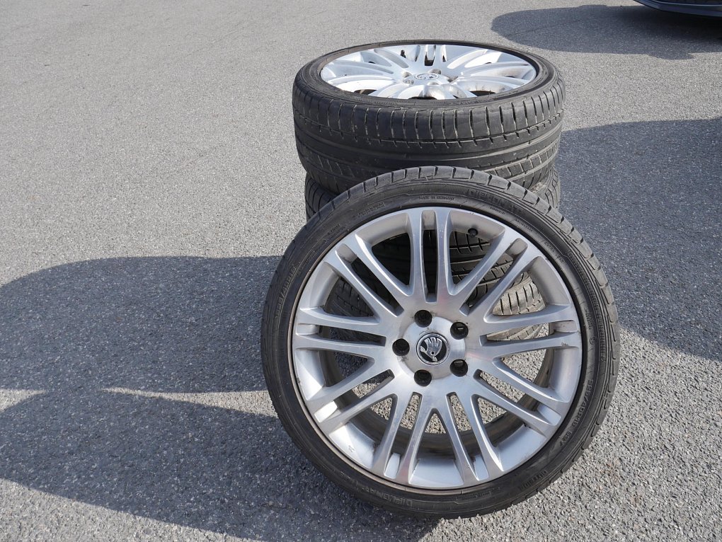 Škoda Superb II 2.0 TDi Elegance