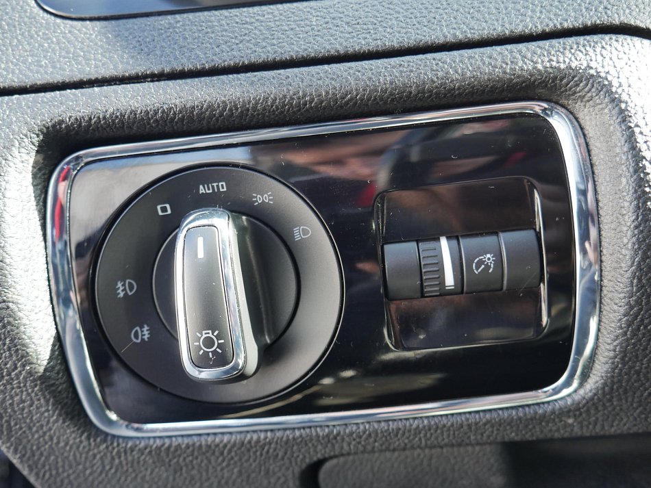 Škoda Superb II 2.0 TDi Elegance