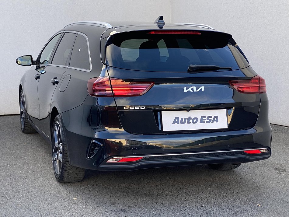 Kia Ceed 1.5T-GDi TOP