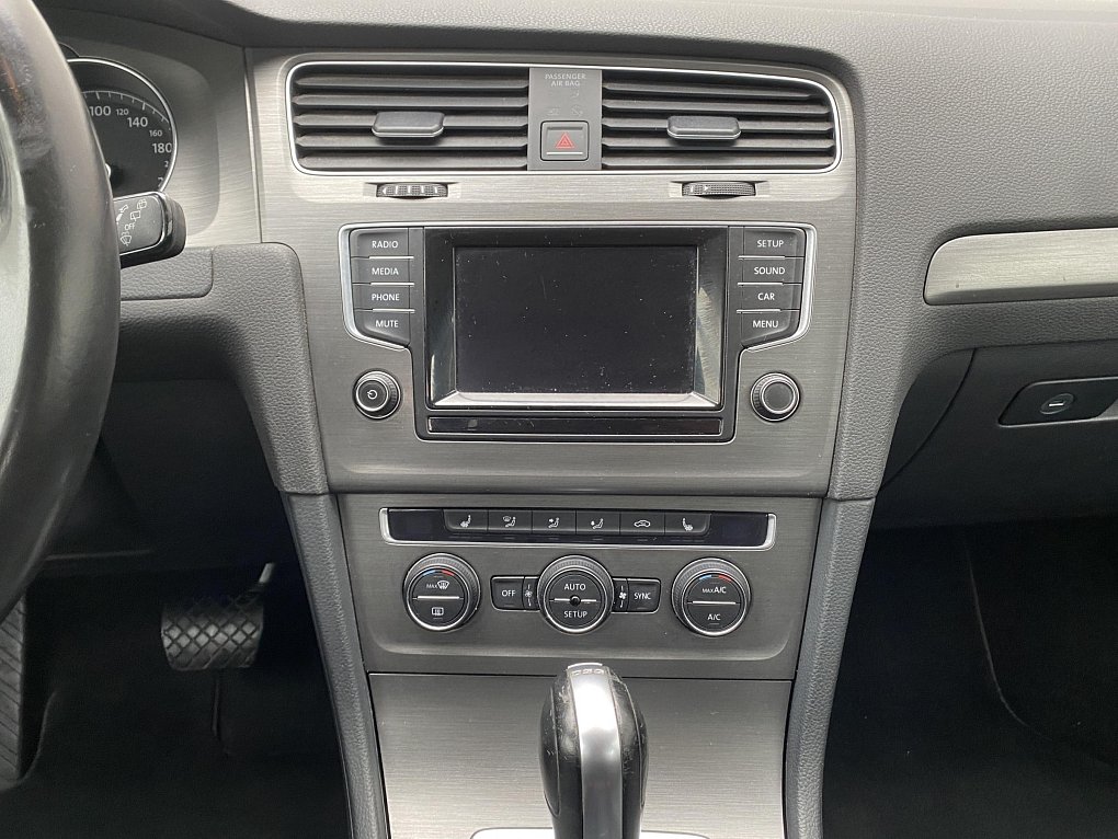 Volkswagen Golf 1.2 TSi Comfortline VII