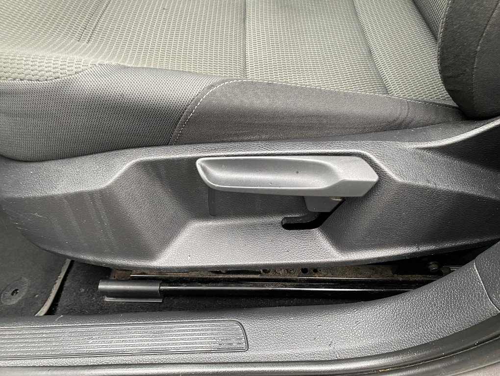 Volkswagen Golf 1.2 TSi Comfortline VII