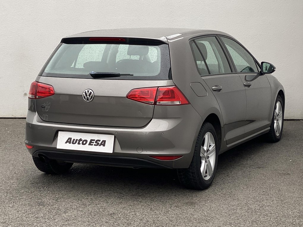 Volkswagen Golf 1.2 TSi Comfortline VII