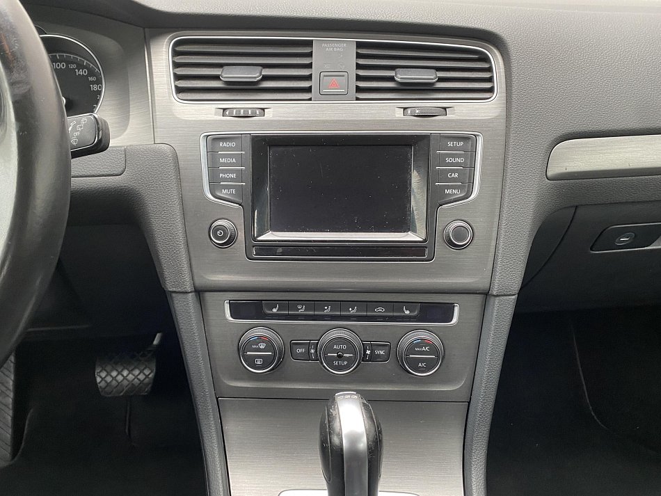 Volkswagen Golf 1.2 TSi Comfortline VII