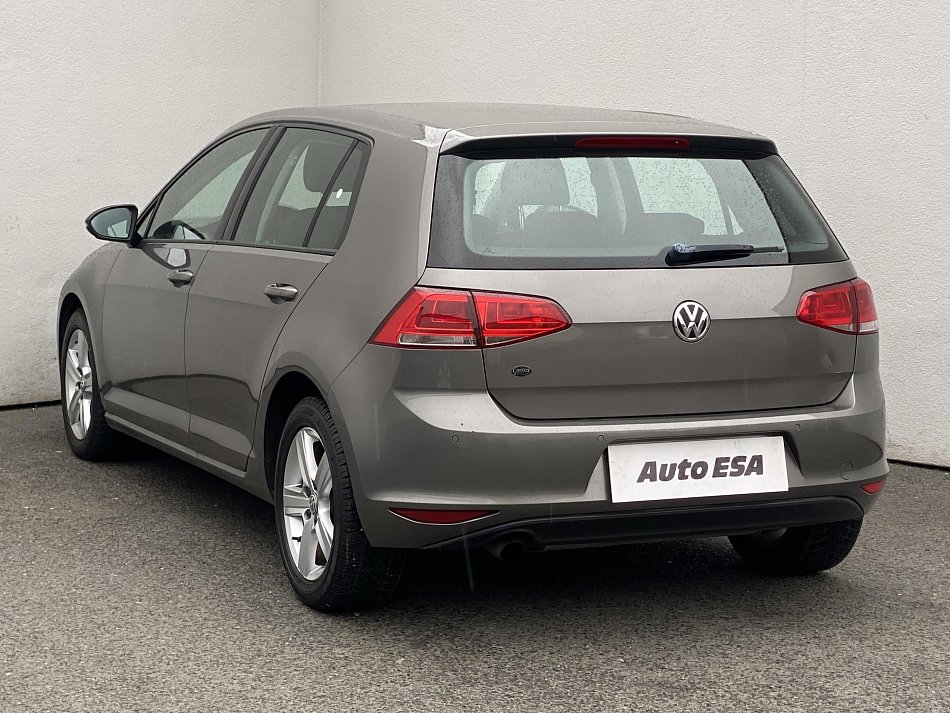 Volkswagen Golf 1.2 TSi Comfortline VII
