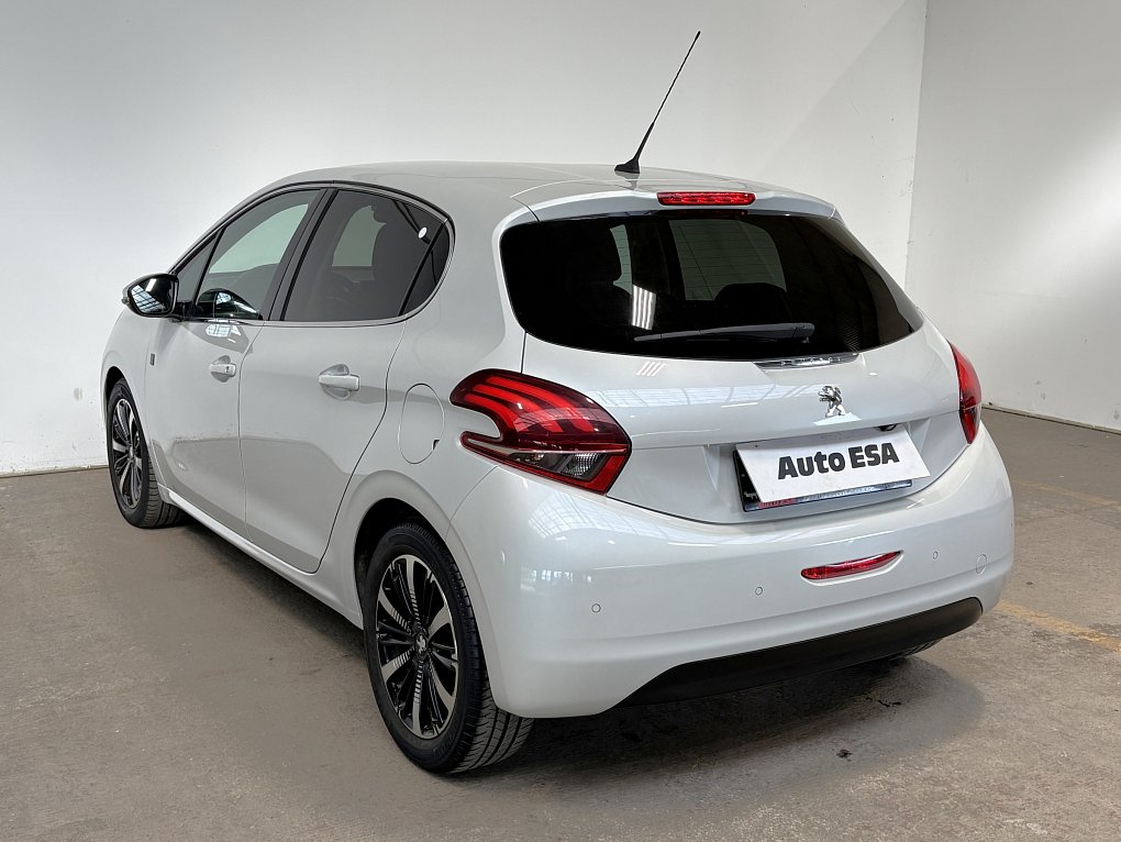 Peugeot 208 1.2 PT TechEdition