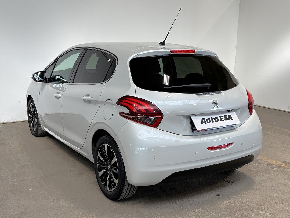 Peugeot 208 1.2 PT TechEdition