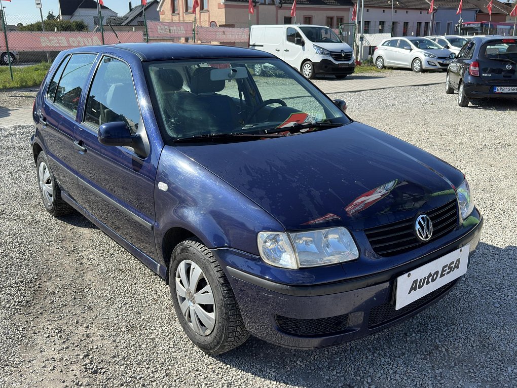 Volkswagen Polo 1.0 i 
