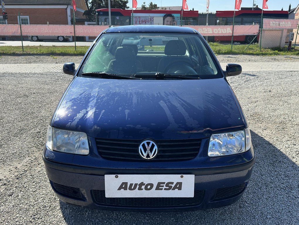 Volkswagen Polo 1.0 i 