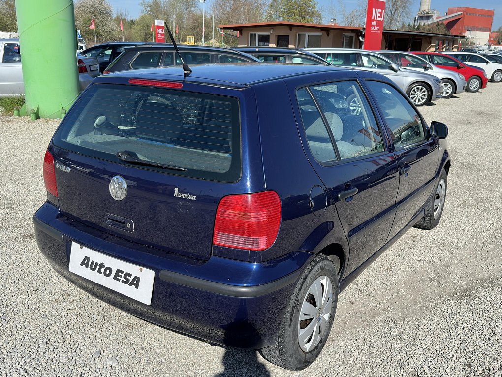 Volkswagen Polo 1.0 i 