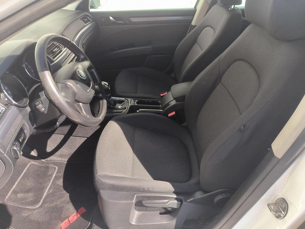 Škoda Superb II 1.6 TDi Active
