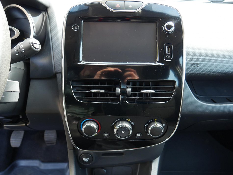Renault Clio 1.2 16V 