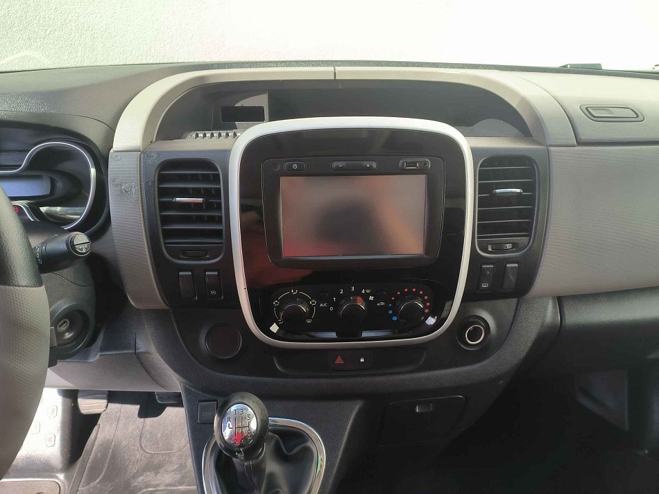 Renault Trafic 1.6dCi  DÍLNA