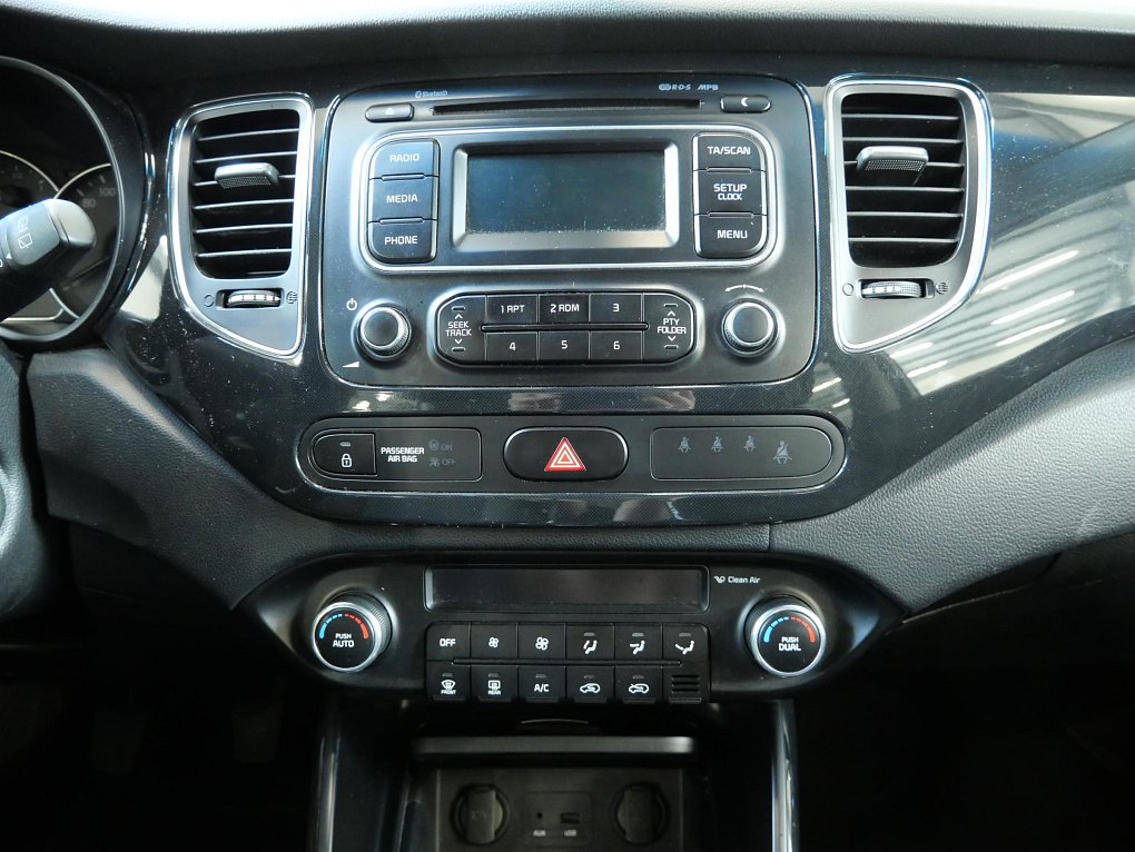 Kia Carens 1.6GDi 