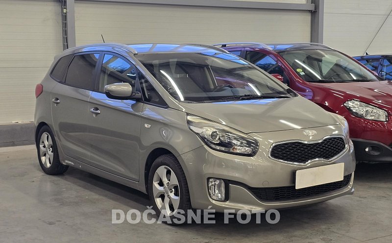 Kia Carens 1.6i 