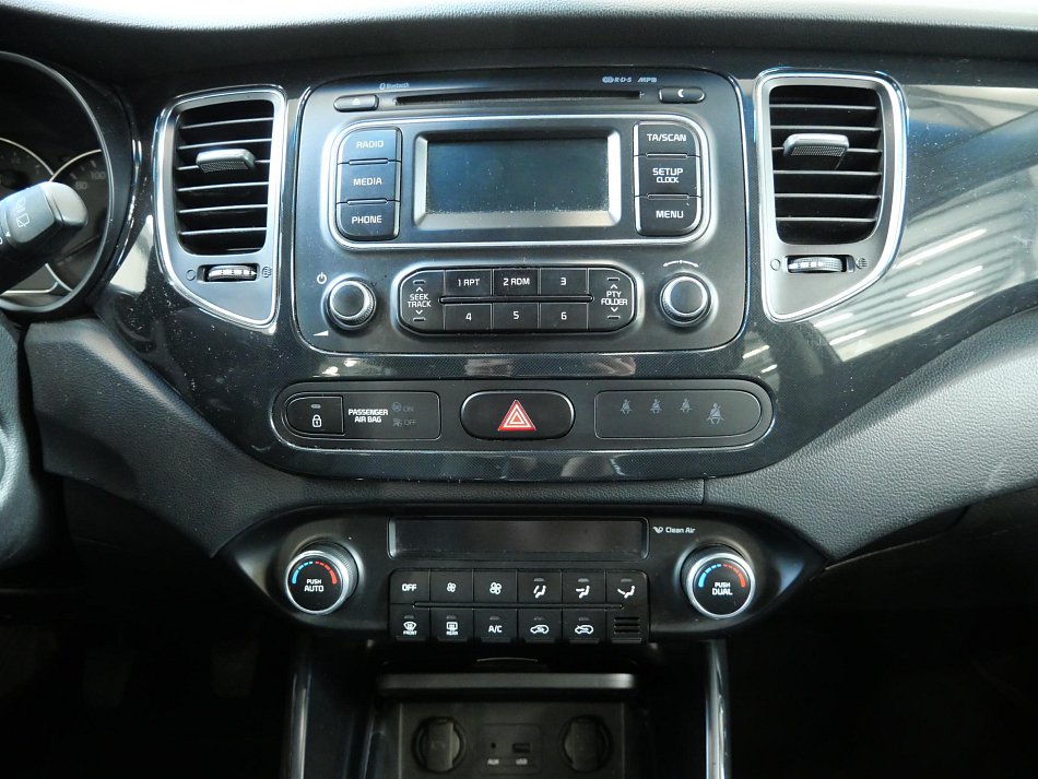 Kia Carens 1.6GDi 
