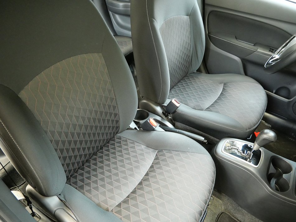 Mitsubishi Space Star 1.2i 