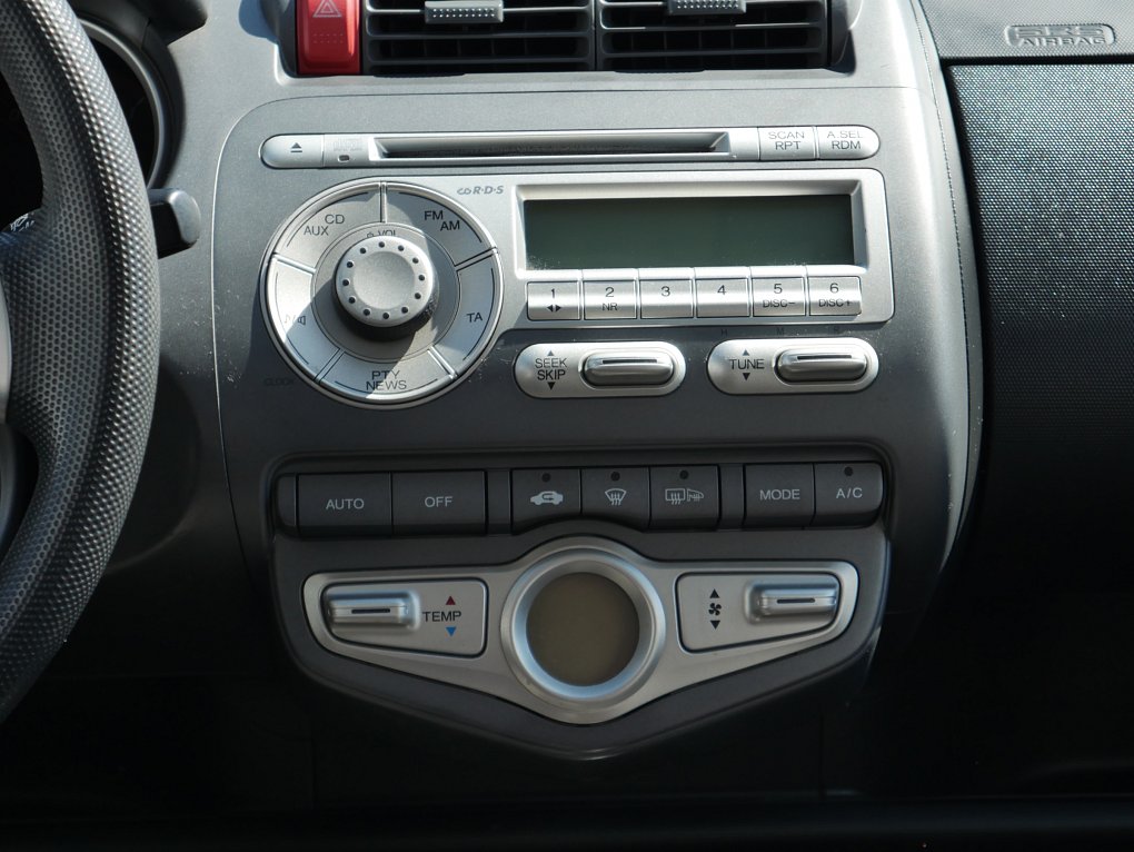 Honda Jazz 1.3i 