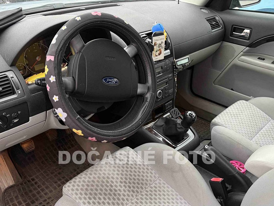Ford Mondeo 1.8i 